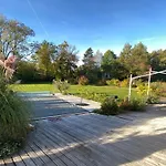 Vila Contemporaine Avec Piscine Sur 4000 M2 A Rodez 9 Personnes *