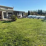 Contemporaine Avec Piscine Sur 4000 M2 A Rodez 9 Personnes Onet-le-Château