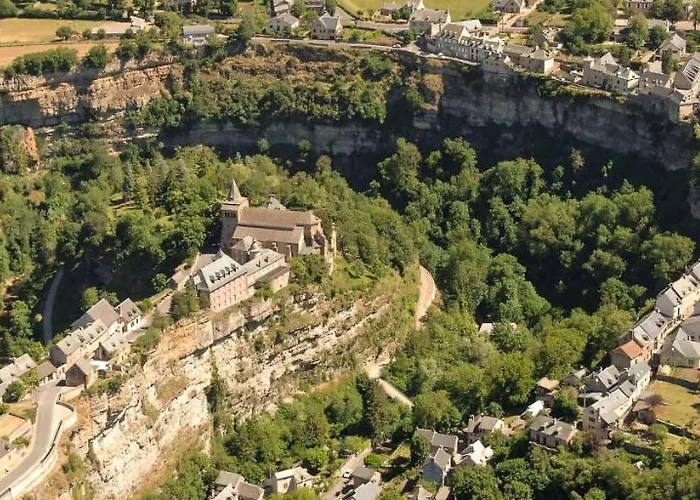 Contemporaine Avec Piscine Sur 4000 M2 A Rodez 9 Personnes ヴィラ Onet-le-Château